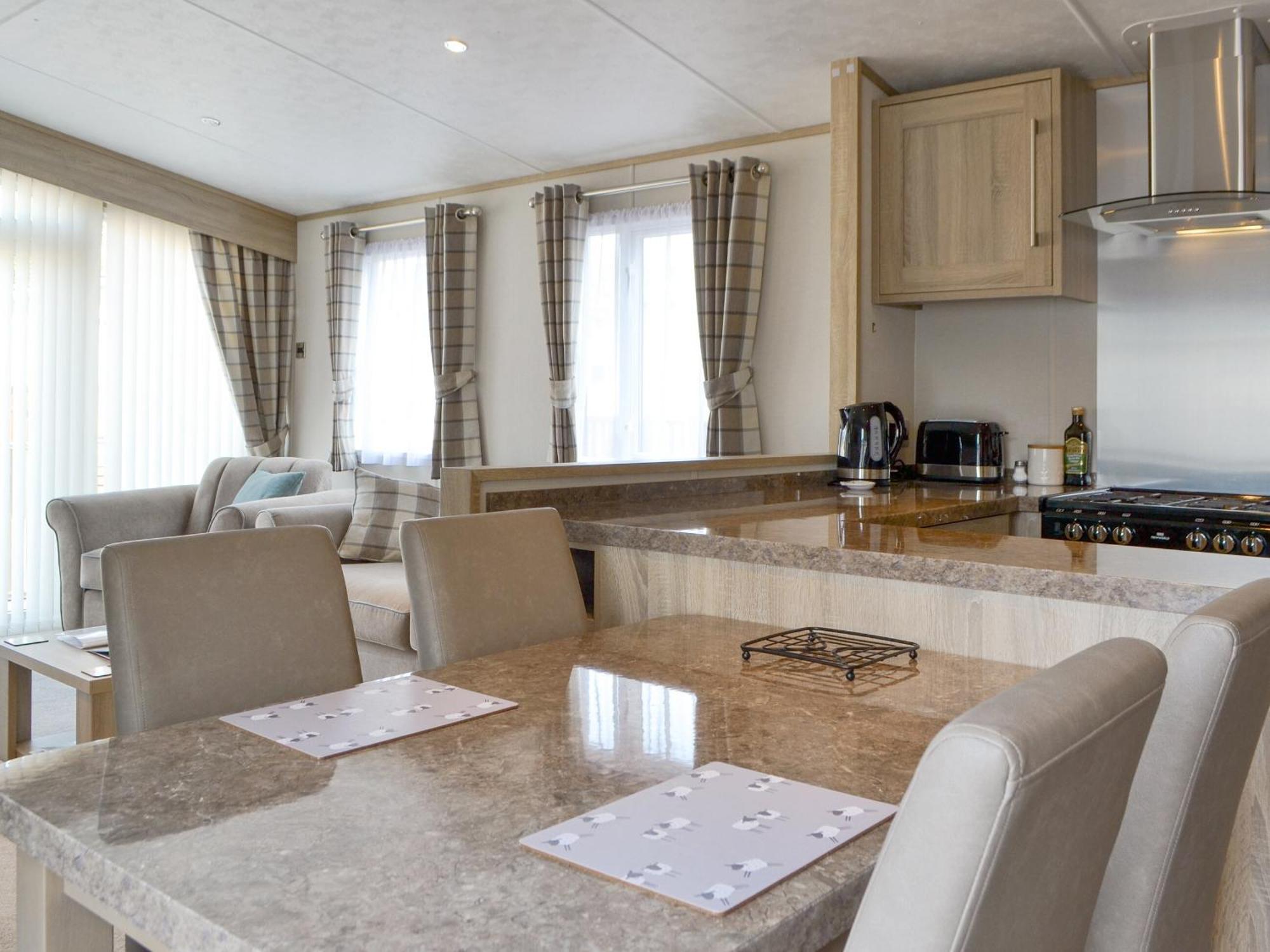 Holiday home Tranquil - Uk35277